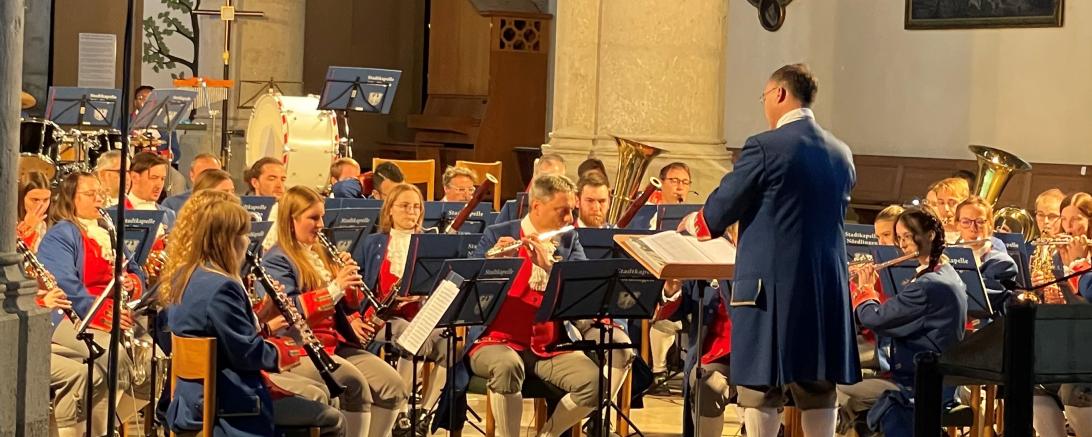 Die Stadtkapelle beim Kirchenkonzert im Jahr 2014 