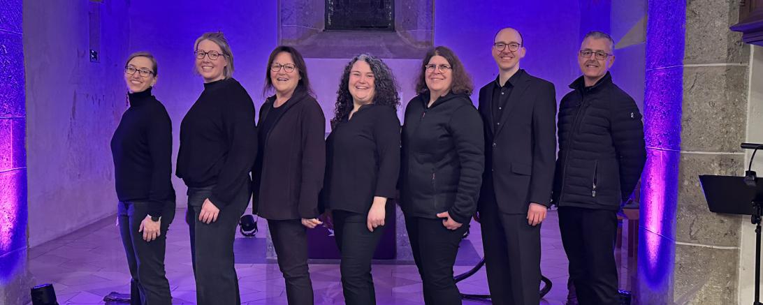 v.l.: Elke Prügel, Johanna Schulze, Elisabeth Kny, Kathrin Meyer (musikal. Leitung), Susanne Niederlöhner, Stefan Konrad, Marcus Prügel