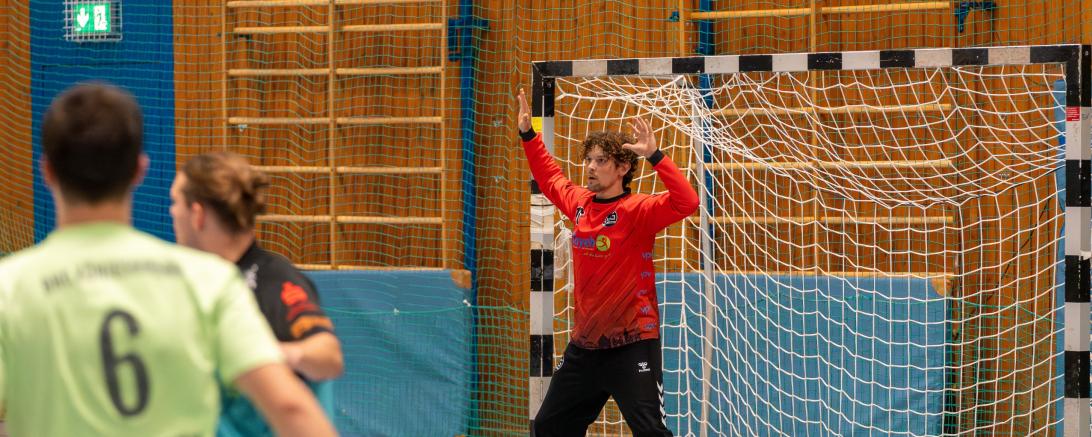 Torhüter Leander Strickner zeigte beim Spiel der Herren I gegen Göggingen eine Glanzleistung und hatte großen Anteil am Sieg der HSG Nordschwaben