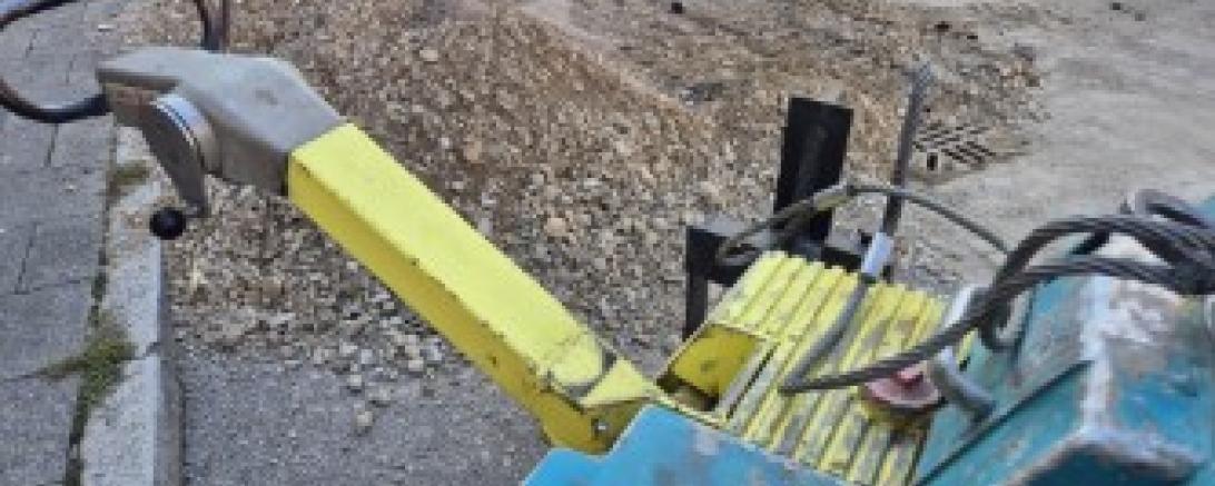 Die Zimbernstraße in Dürrenzimmern wird vom 22. Oktober bis 12. November wegen Arbeiten an der Asphaltdecke abschnittsweise für den Fahrzeugverkehr vollständig gesperrt.