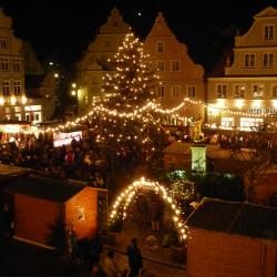 Das Bild zeigt den Wemdinger Weihnachtsmarkt