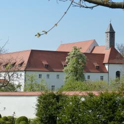 Karmelitinnen-Kloster mit Pfortenbereich