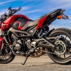 Das Bild zeigt ein Motorrad.