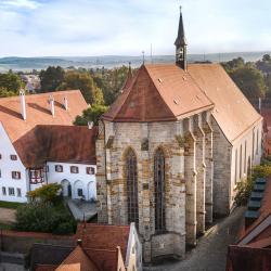 Das Bild zeigt die Kirche St. Salvator in Nördlingen