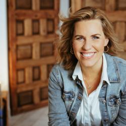 Nicole Staudinger