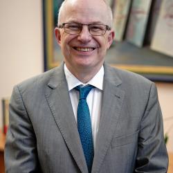 Dr. Herbert Veh