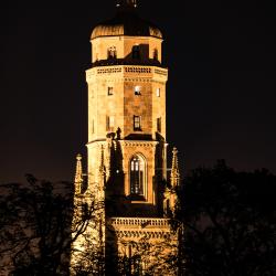 Zu sehen ist der Turm Daniel in Nördlingen. 