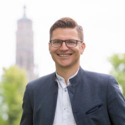 Das Bild zeigt Nördlingens Oberbürgermeister David Wittner.