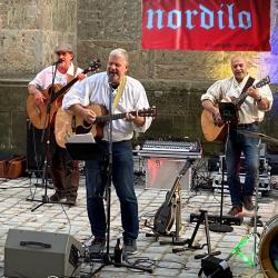 Das Bild zeigt die Band Nordilo.