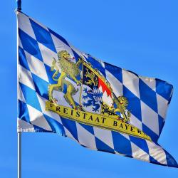Symbolbild der Bayernflagge.