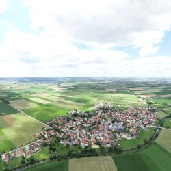 Grosselfingen aus der Vogelperspektive.