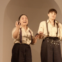 Aufführung vom Märchenstückchen.