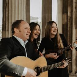 Laura Klotzsch und Christine Biolek "Paargold"
