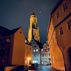 Turm Daniel bei Nacht