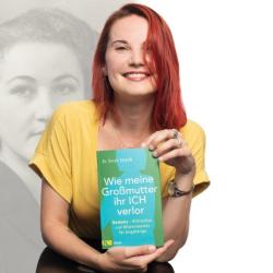 Sarah Straub mit ihrem Buch