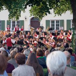 Hier sieht man die Tapfheimer Musikanten.