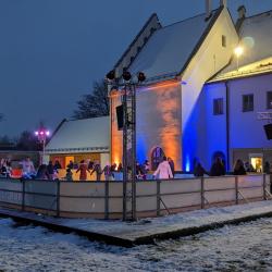 Schloss Rain Eisbahn
