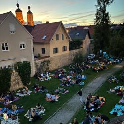 Picknick im Stadtgraben