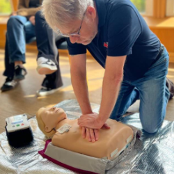 Erste hilfe kurs hertzdruck masage