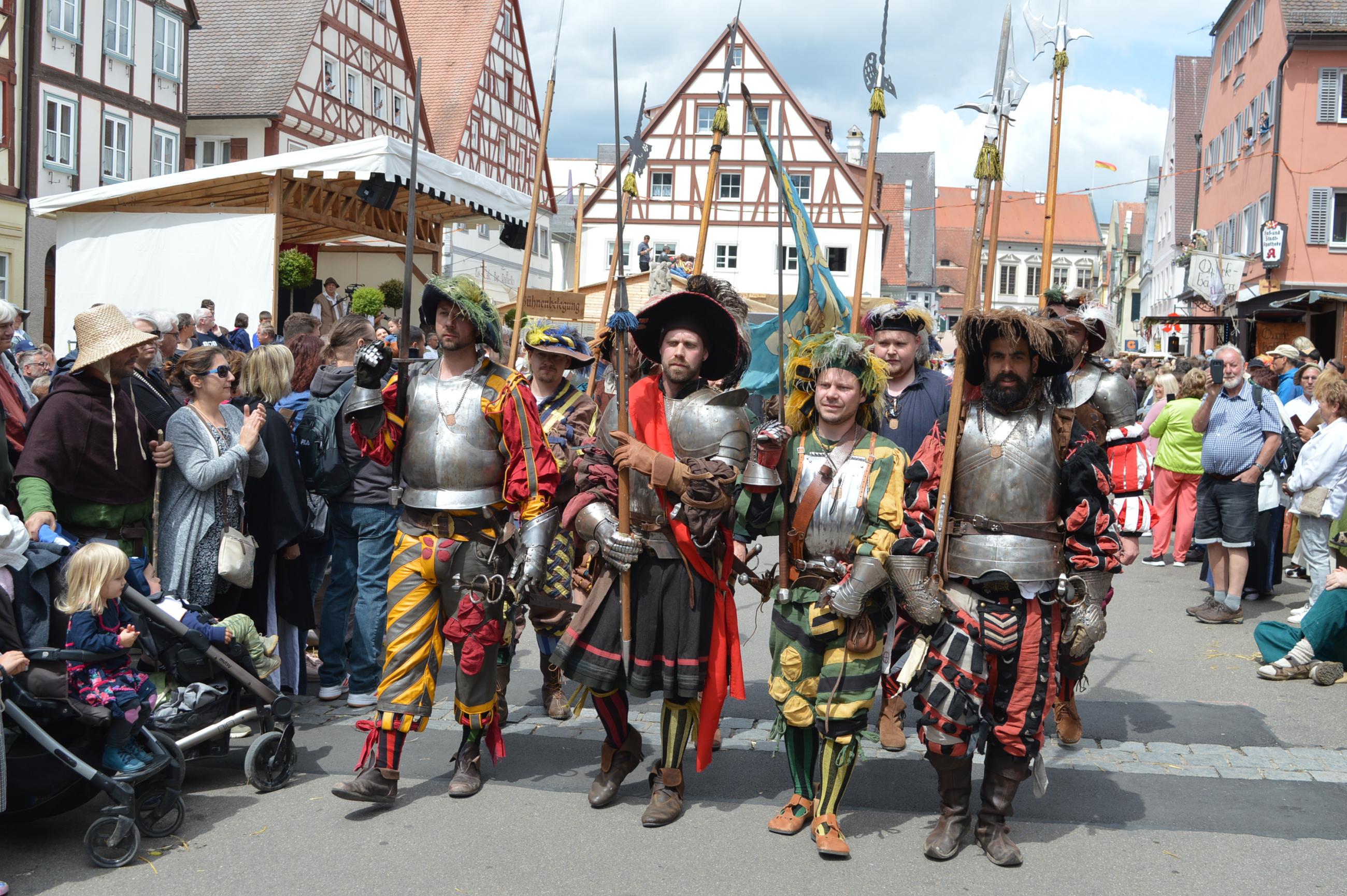 Historischer Markt OettingenDonauRiesAktuell