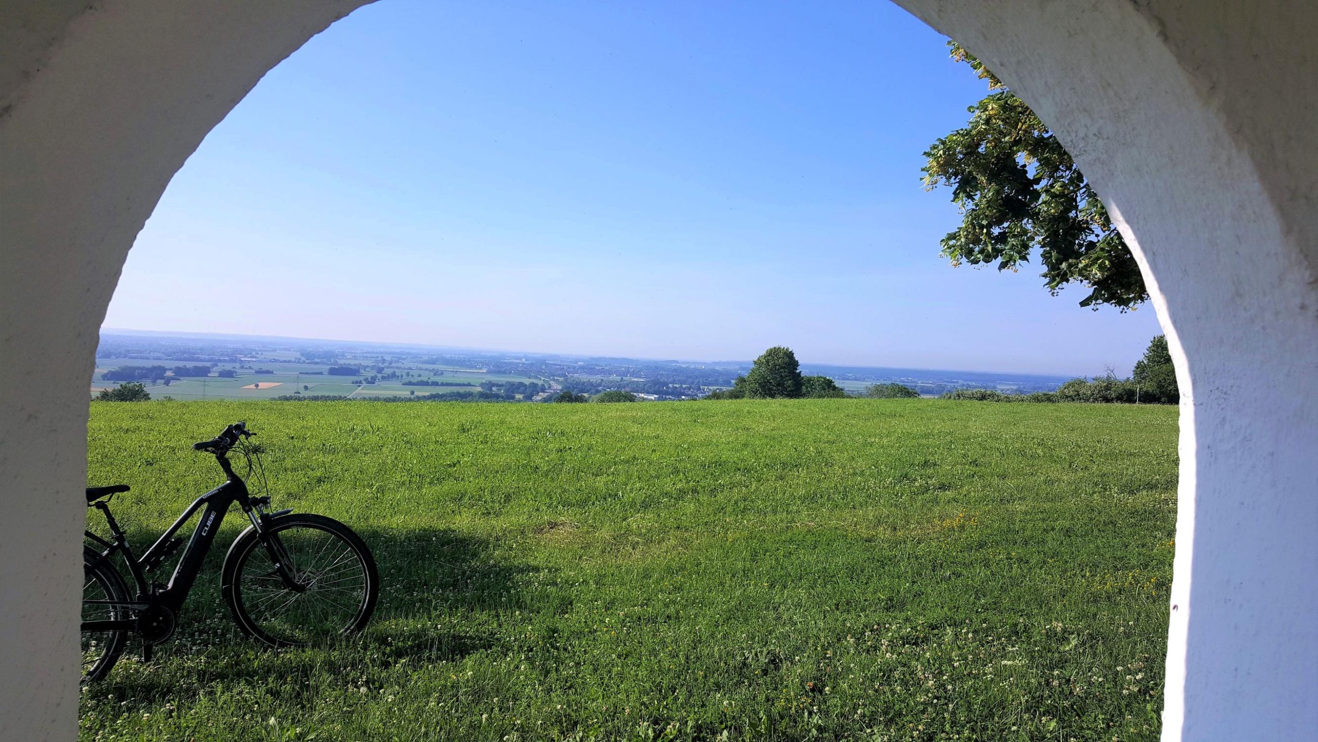 Rauf aufs E-Bike: Geführte Radltour durch Donauwörth und alle ...
