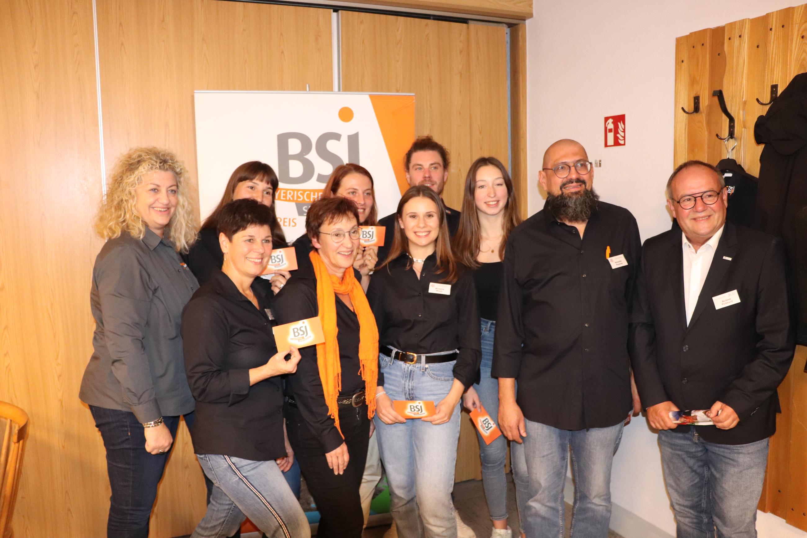 Rolando Peceros bleibt KreisjugendleiterLandkreisDonauRiesAktuell