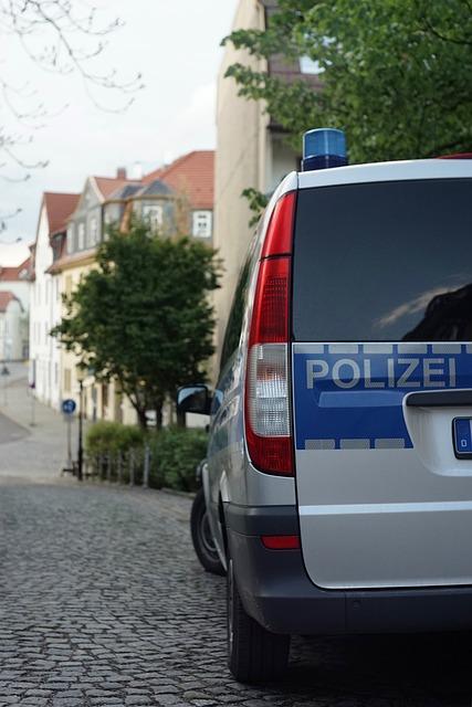 Fu-g-nger-st-t-Radfahrer-von-Fahrrad