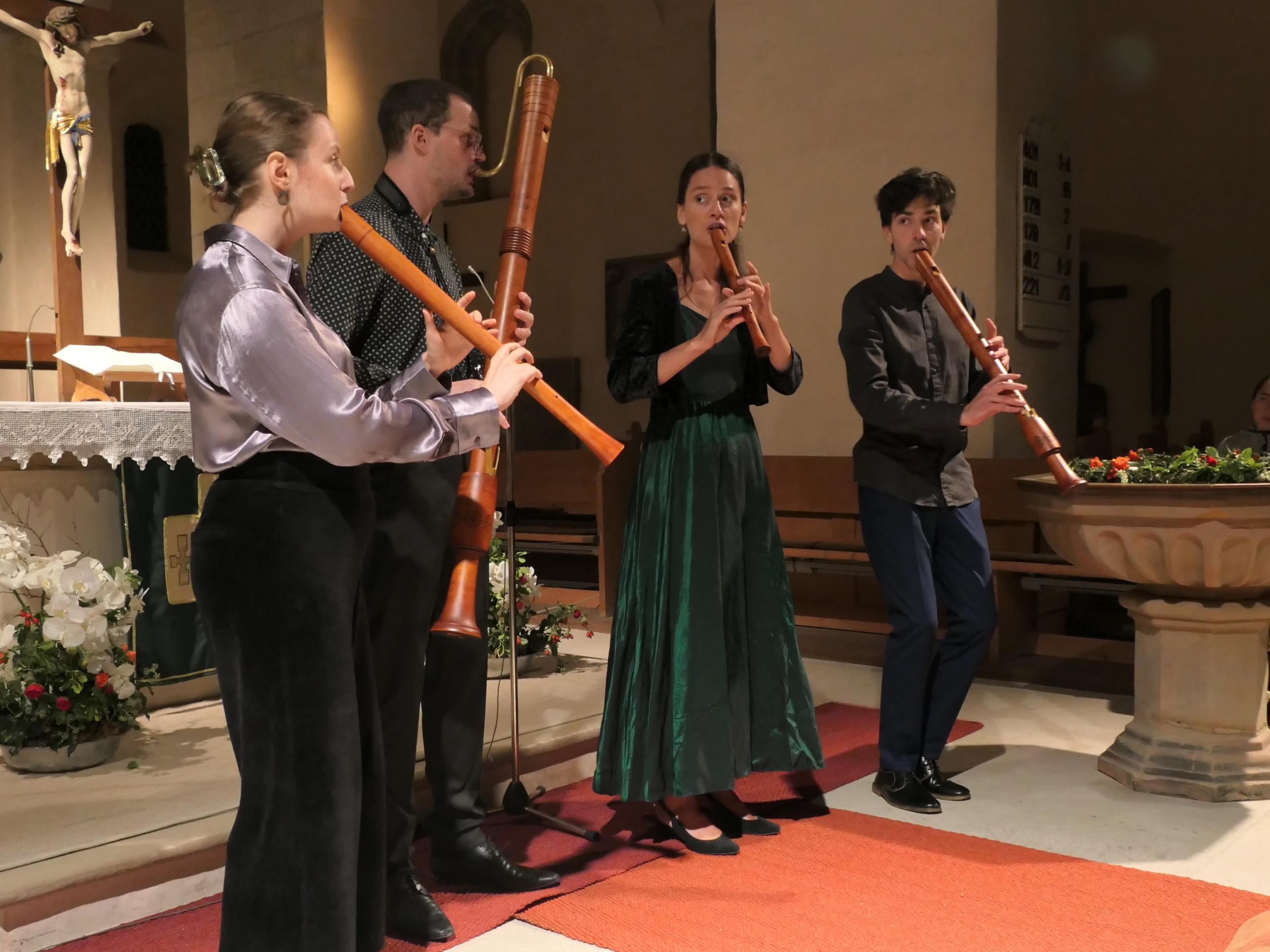 Ensemble-Feuervogel-beschlie-t-Konzertreihe-in-Auhausen