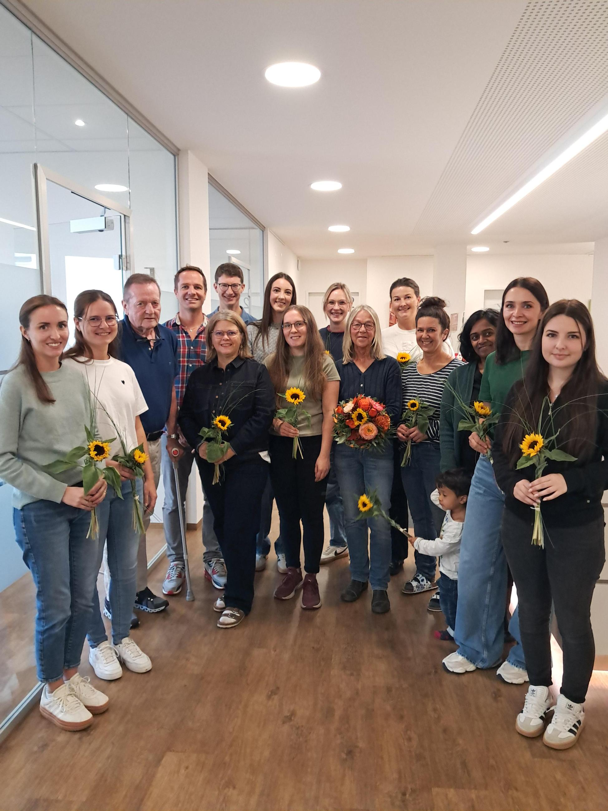 Praxis-Dr-Frank-feiert-40-j-hriges-Jubil-um