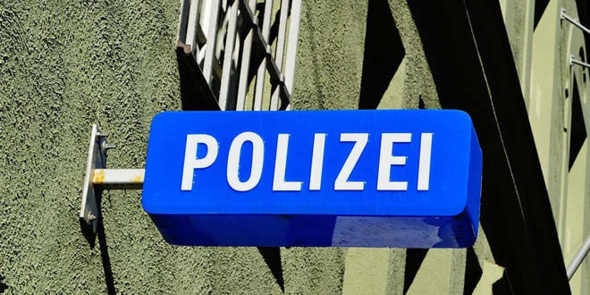 Mutiger-Einsatz-rettet-Frau-auf-der-B16