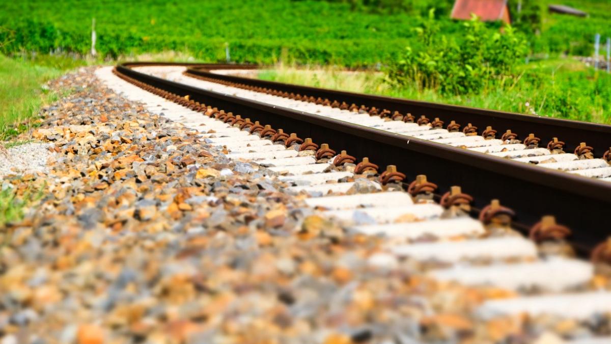 Bauarbeiten-am-Bahnhof-N-rdlingen-Gleise-werden-erneuert