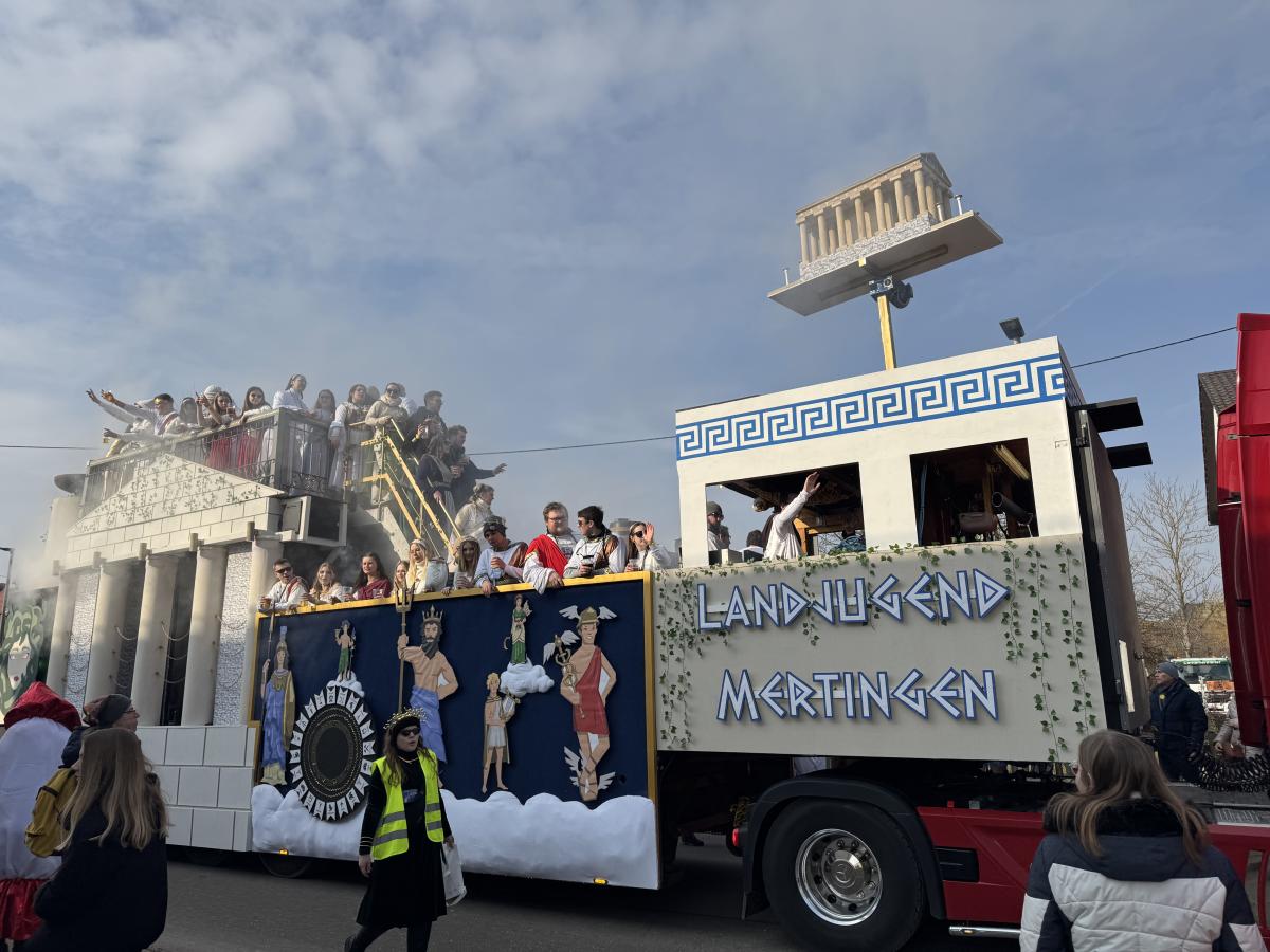 Mertingen-im-Faschingsfieber-Faschingsumzug-am-25-Januar