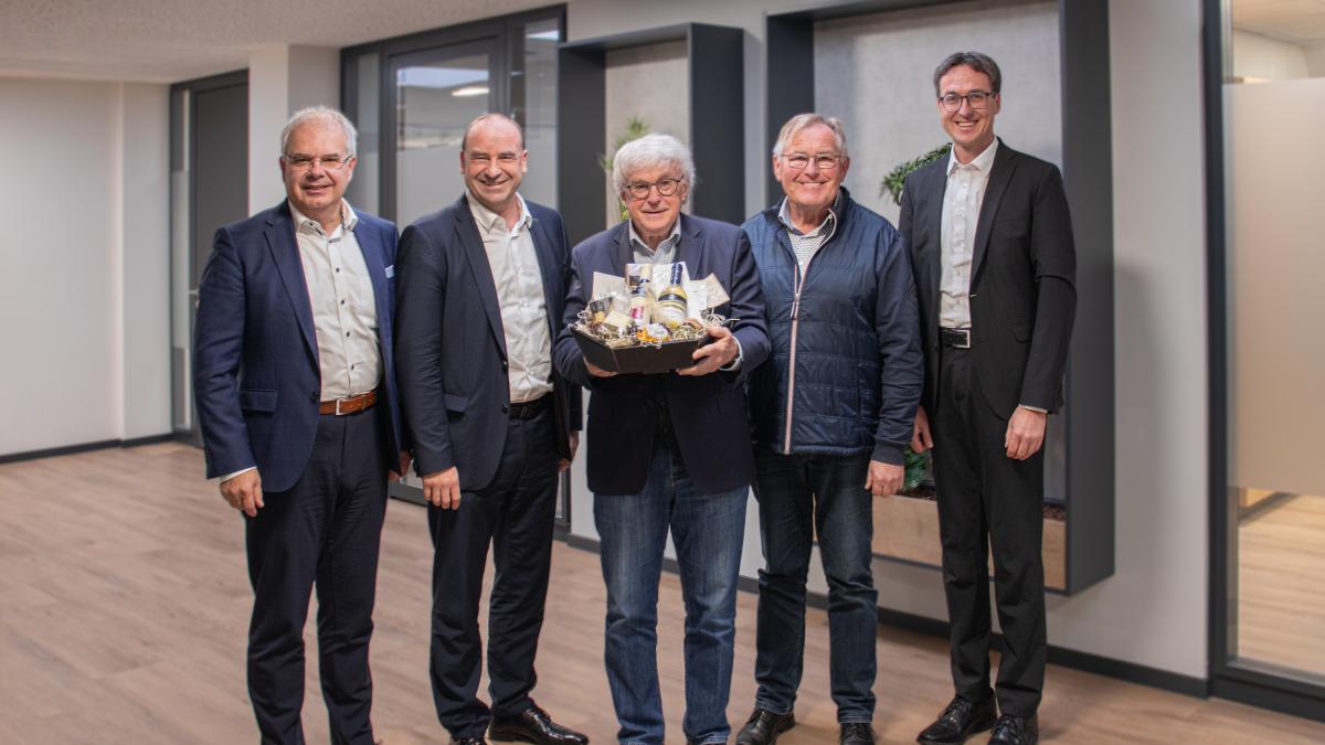 Wechsel-an-der-Spitze-der-VR-B-rgerstiftung-Donauw-rth-Rain