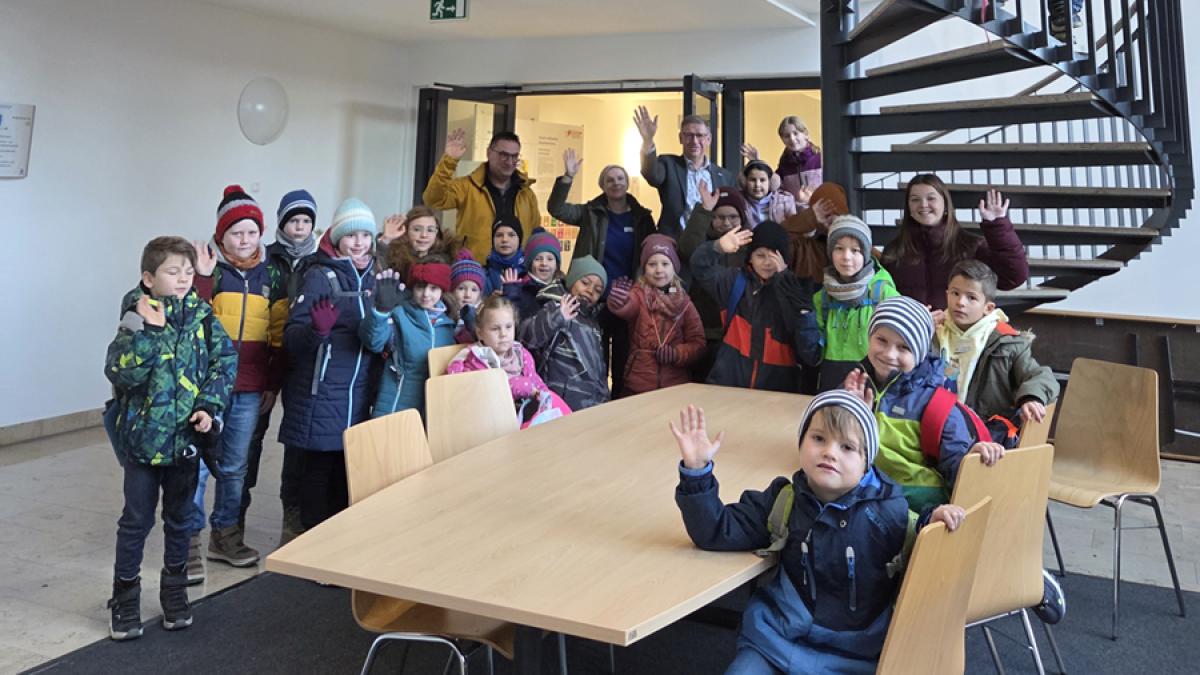 40-Kinder-erleben-spannenden-Tag-im-Landratsamt