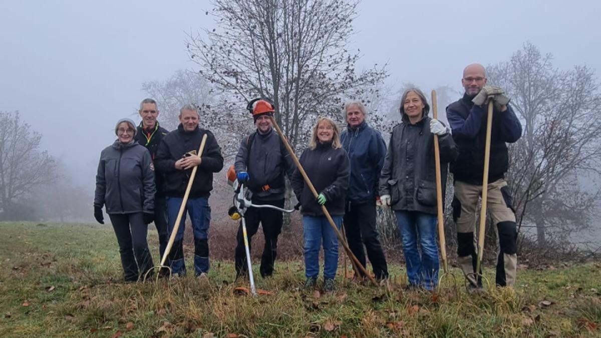 Wichtige-Pflegeaktion-zum-Erhalt-von-Lebensraum-und-Wandersch-ferei