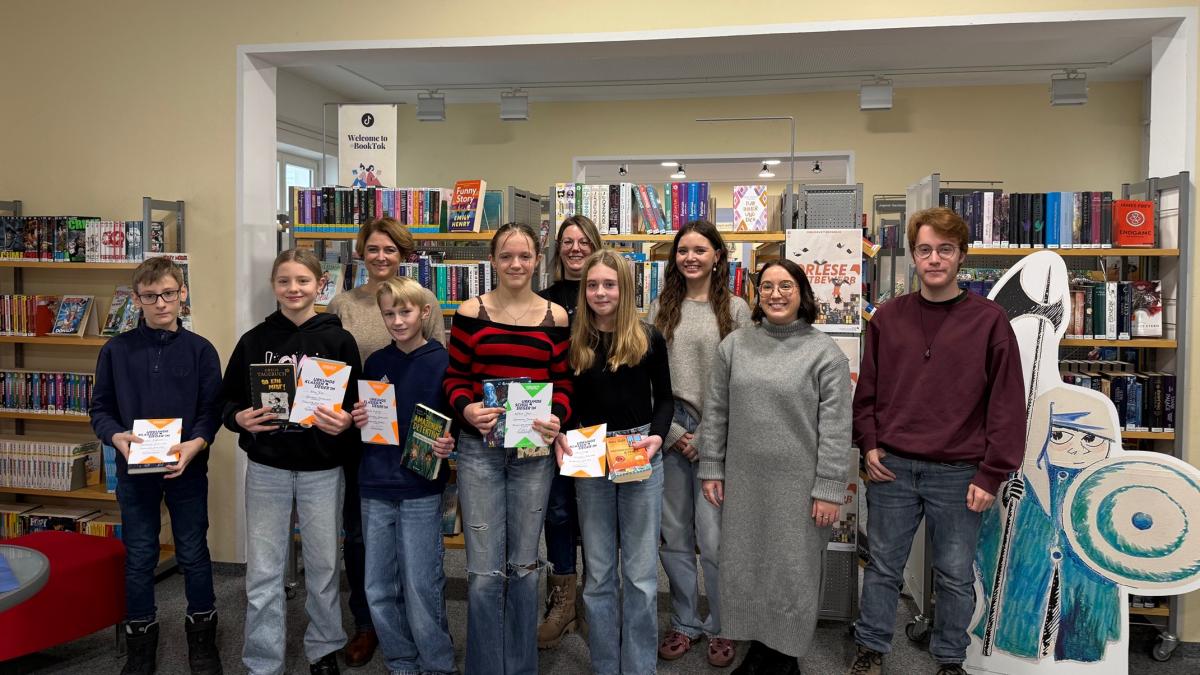 Donauw-rther-Sechstkl-ssler-k-ren-ihre-besten-Vorleser-innen
