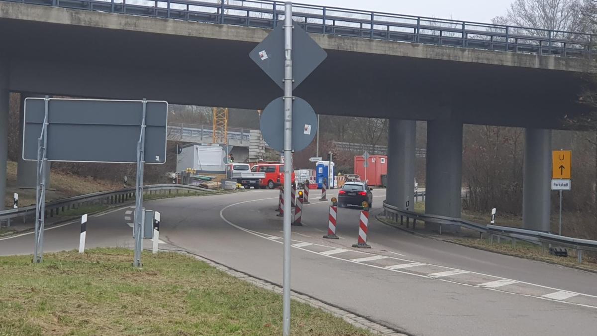 Parkstadt-Auffahrt-zur-B2-wieder-frei-befahrbar