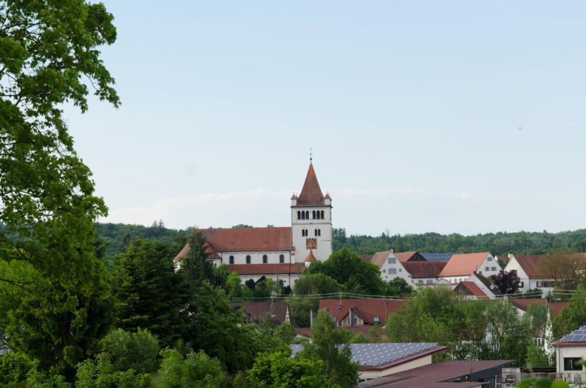 Nordriesgemeinde-mit-Weitsicht