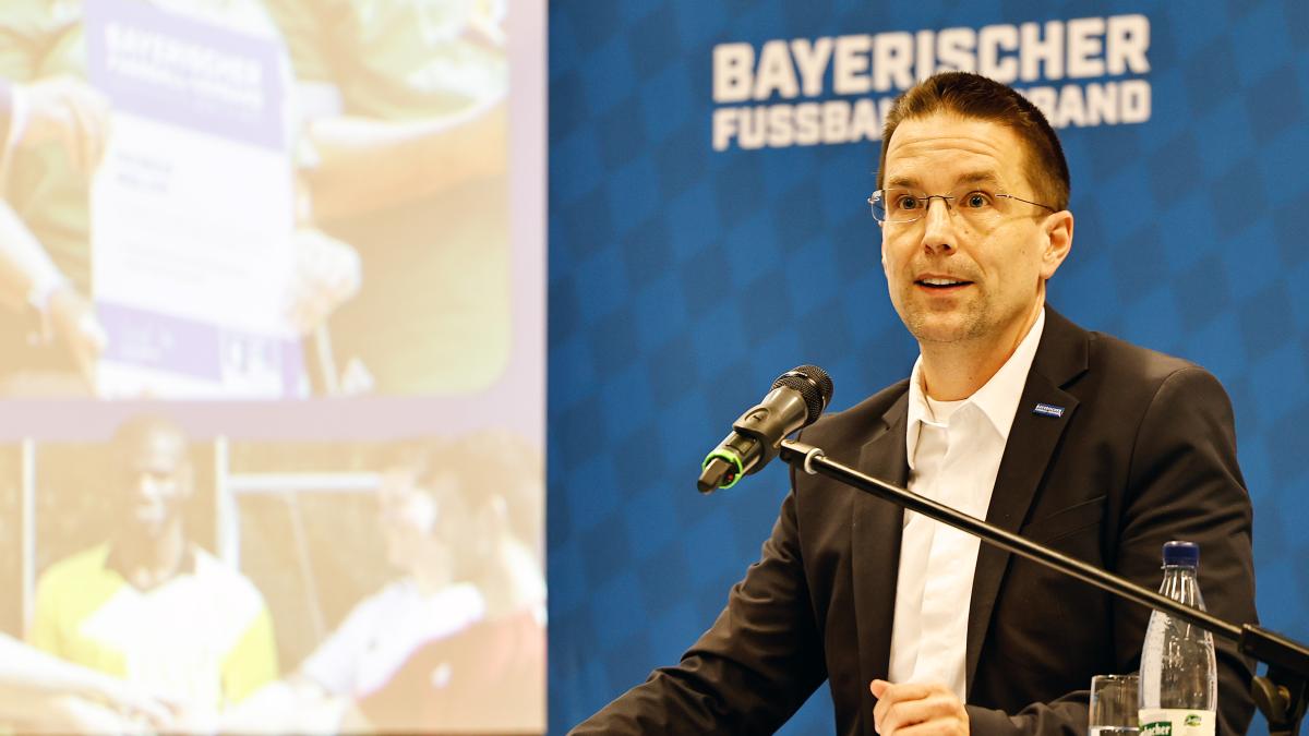 BFV-Pr-sident-Christoph-Kern-Der-Fu-ball-ist-h-ufig-gesellschaftliches-Abbild-